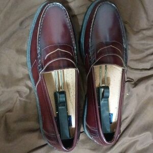 SIZE 10 NUNN BUSH DRESS SHOES